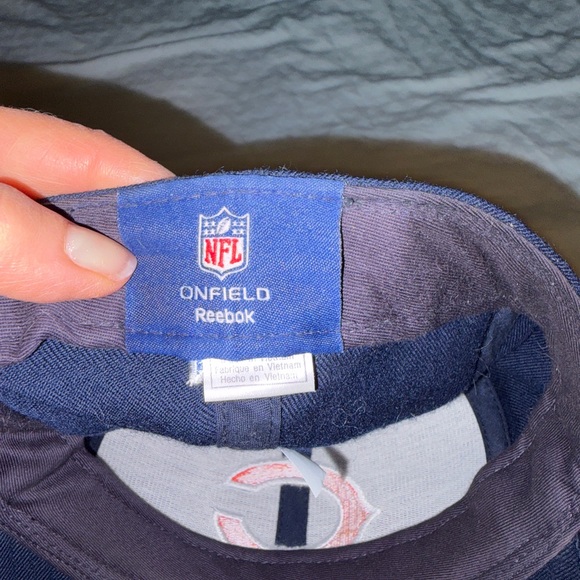 Chicago Bears Navy fitted Hat with Orange 'C' Logo - Picture 5 of 5